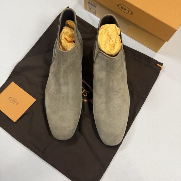 Tod’s SUEDE CHELSEA BOOTS Size 7.5UK/9US New In Box MSRP $1,095 main image 7